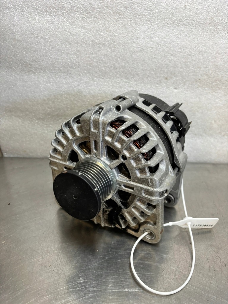 фото №1, Генератор renault master iv 2.0 koleos ii 2.0 231001537r