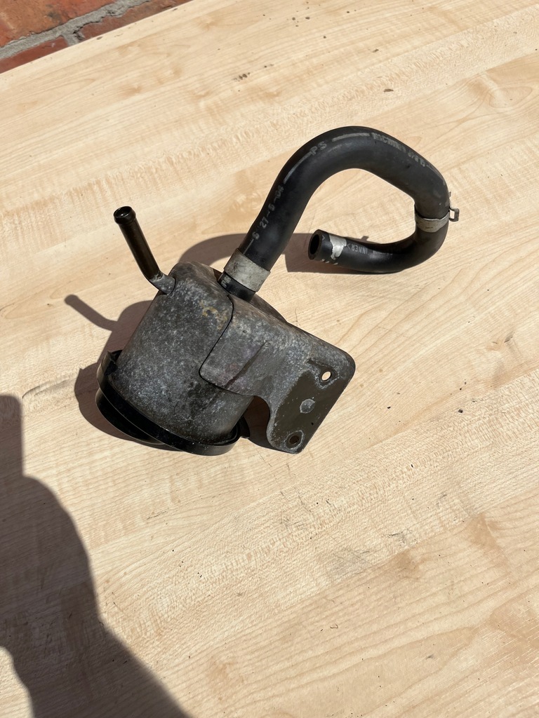 фото №7, Nissan patrol gu4 05r y61 3.0 бачок рідина гідропідсилювача.