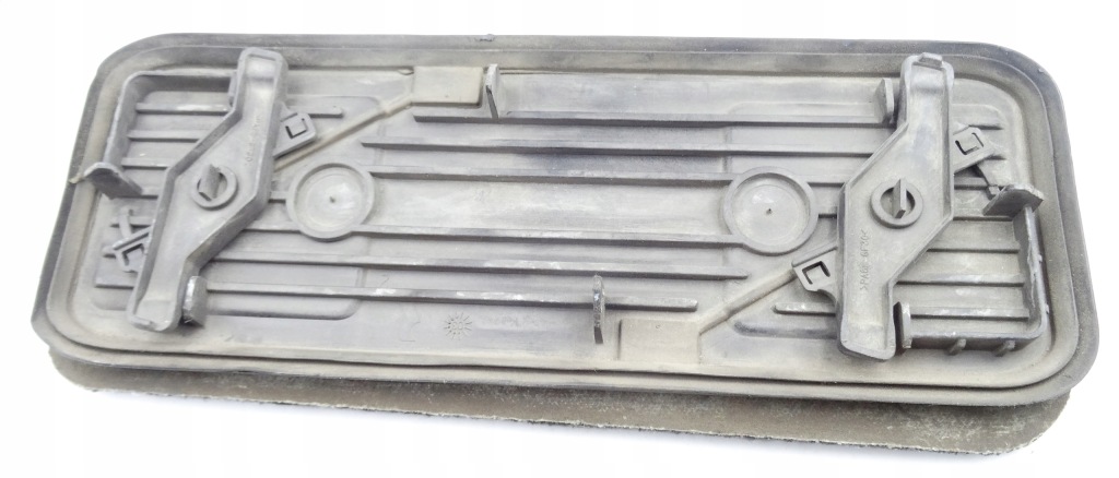 фото №2, Заглушка фільтра салонний renault scenic ii 8200326383