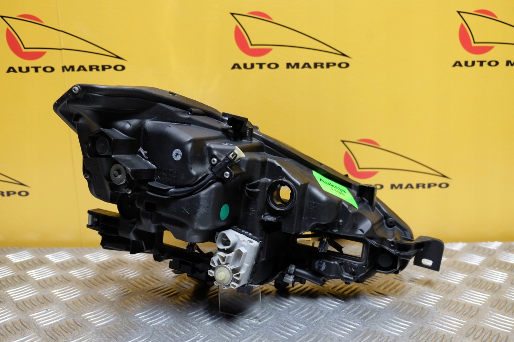 Lexus is is200t is300h 2013- фара фара full led ліва європа Ціна