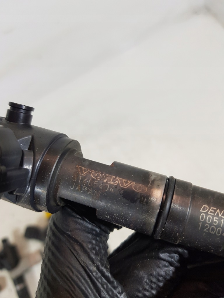 фото №12, Форсунка vea13-2370010-aab volvo 2.0d d5 s80 s40 s60 ii xc60 xc90 xc40