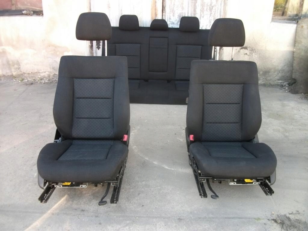 фото №1, Mercedes e w212 sedan салон сиденья заднее сиденье обшивки