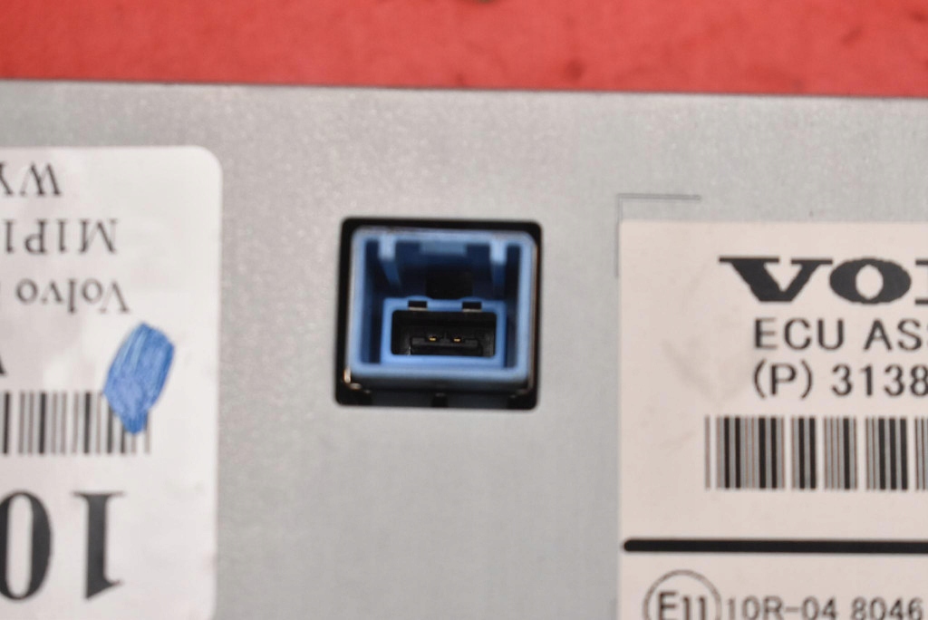 фото №6, Дисплей навигации радио 31382906 volvo v40 2 ii 12-16