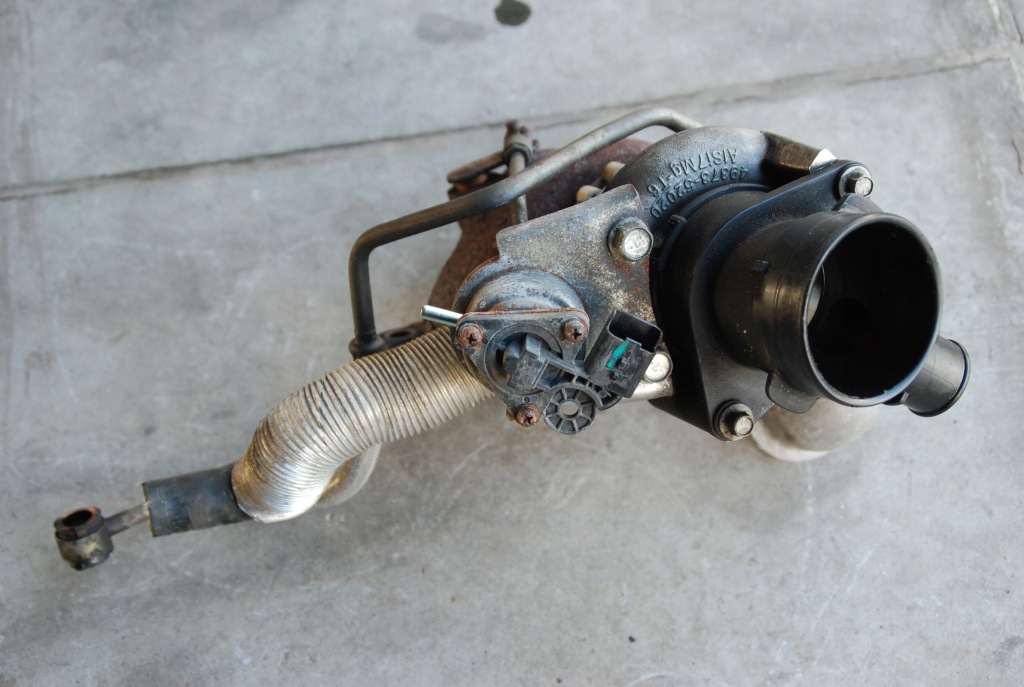 фото №3, Турбонагнетатель ecosport fiesta mk7 b-max 1,5 tdci