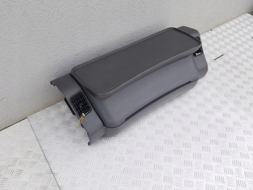 фото №2, Полиця śniadaniowa панель приладів scania r з dyfuzorami