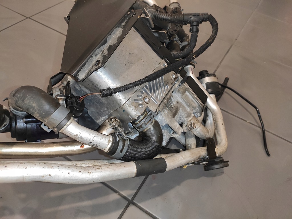 фото №1, Audi q7 4l lift webasto обігрівач стояночний додатковий обігрівач кронштейн труби oryg