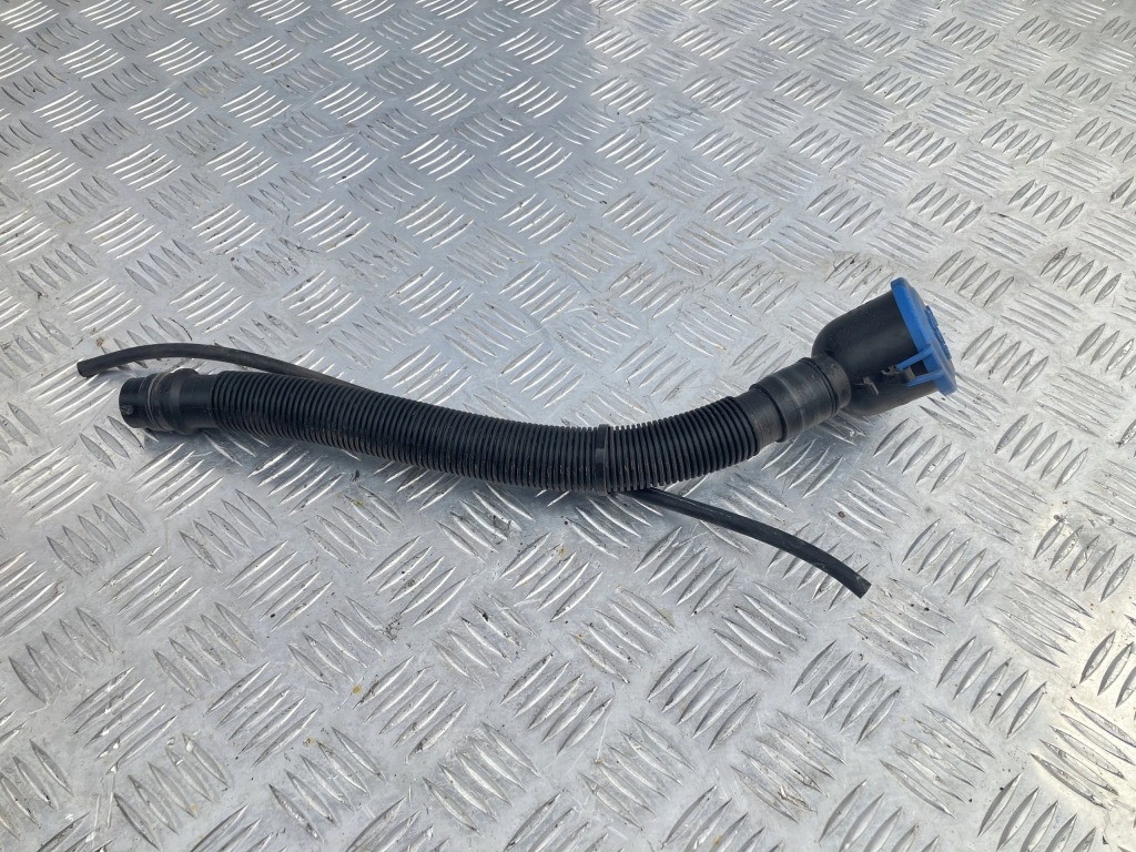 фото №1, Заливная горловина заливная горловина жидкость do омывателя bmw 1 f40 1.5 d