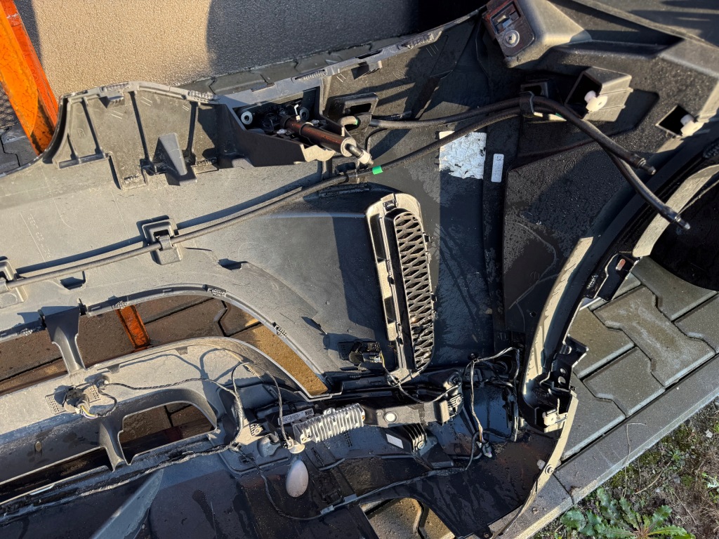 фото №6, Бампер перед land rover discovery 5 камера