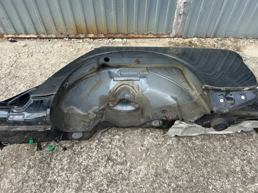 фото №11, Крила лівий задня audi a6 c5 kombi lz9w 97-04