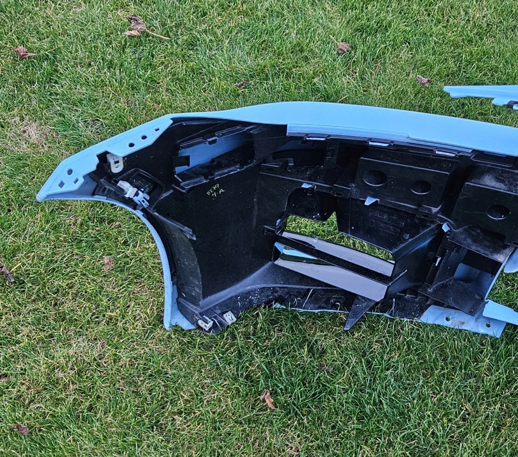 Бампер передний перед bmw 2 g87 m2 америка us решётка каркас кронштейн  бампера Доставка