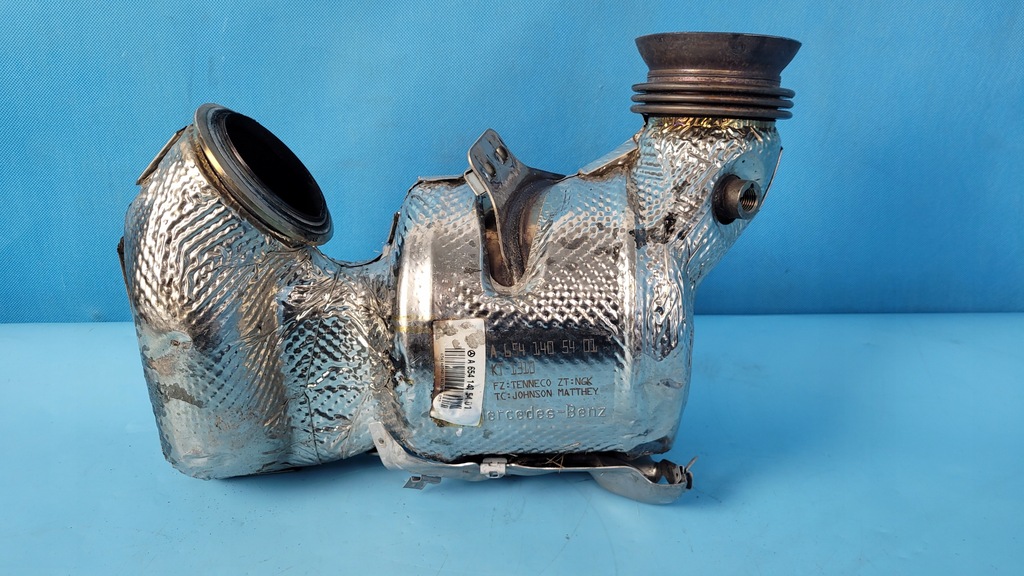 фото №1, Mercedes w206 c220 21r катализатор dpf a6541405401