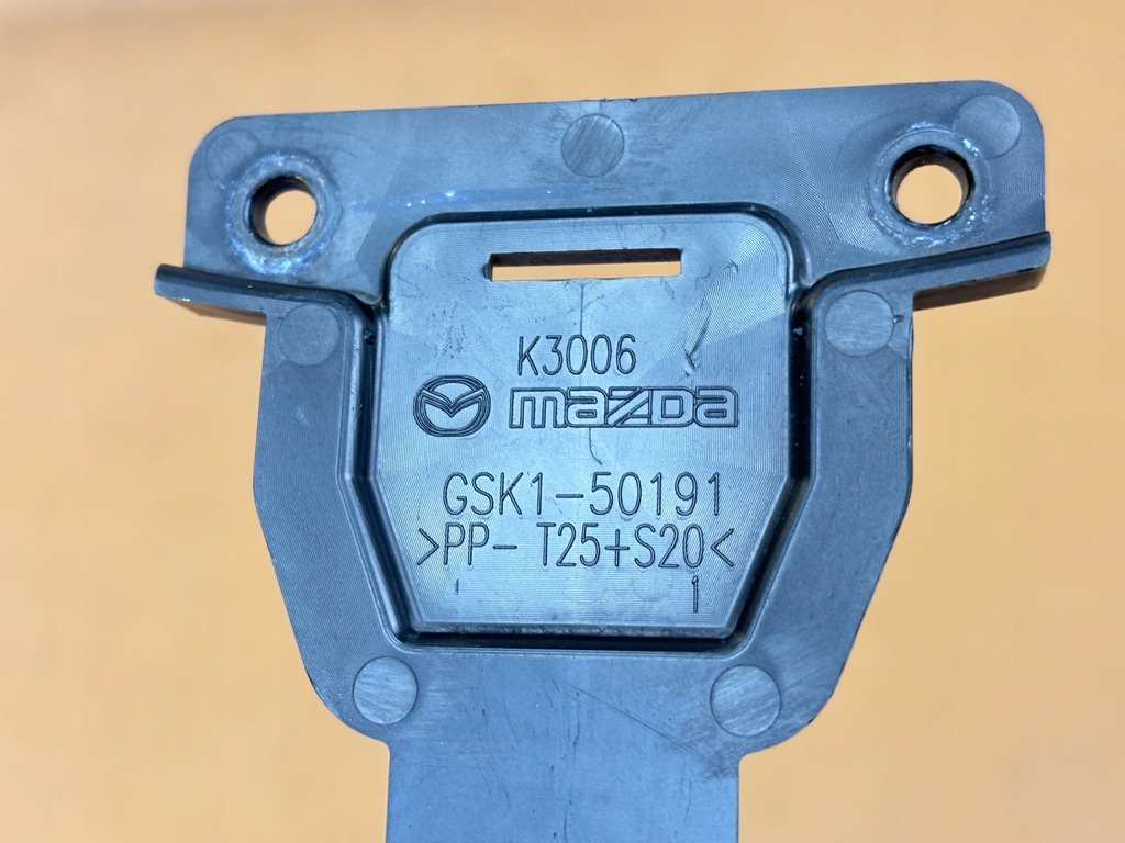 фото №5, Кронштейн решётка mazda 6 gl