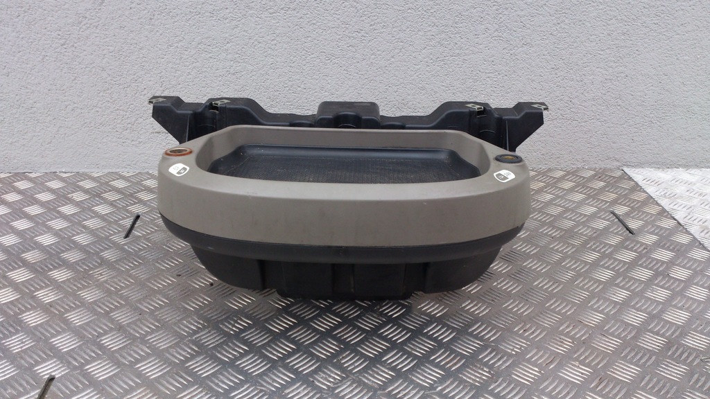 фото №5, Корпус панель приладів ze stolikiem з gniazdami daf xf105