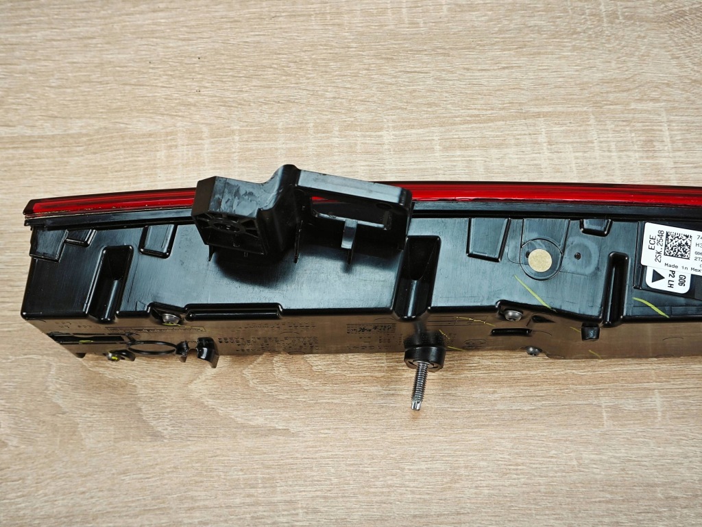 Оригінальна фара кришки led лівий задній bmw x6 g06 lci f96 7421117 10km європа Зі Шроту