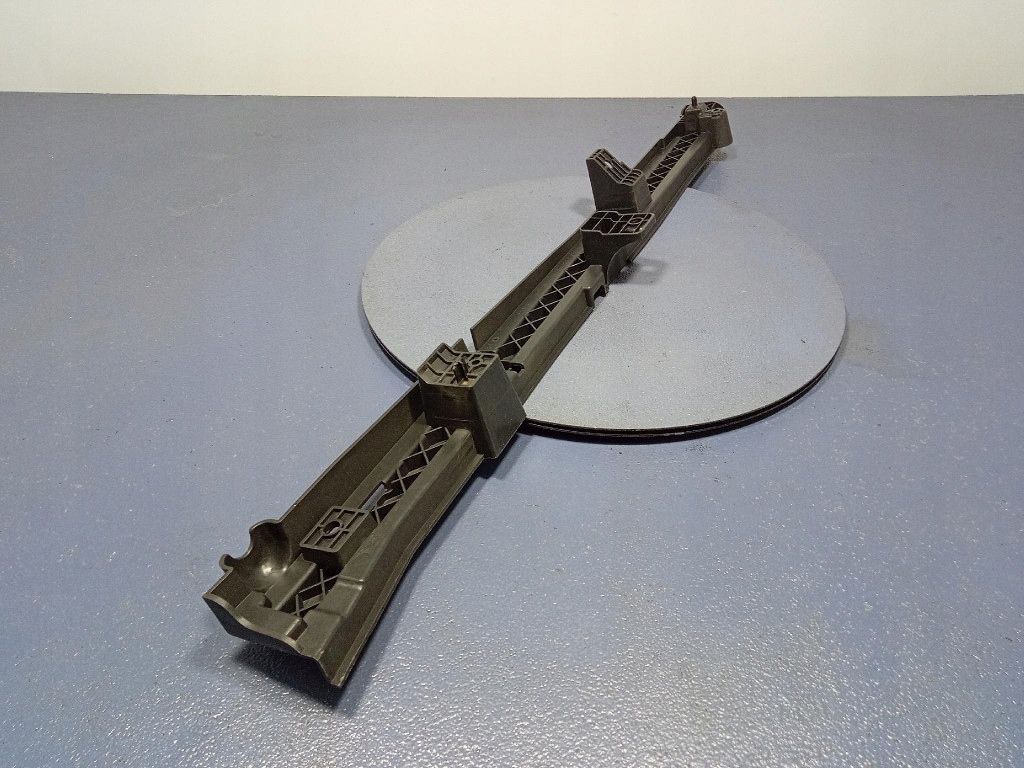 фото №6, Volvo v90 ii напрямна напрямна багажника ліва 31377749