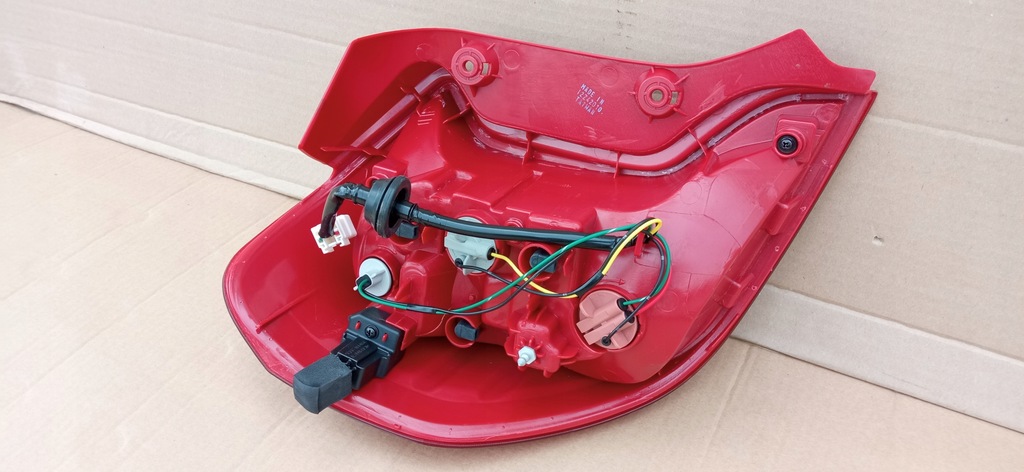 фото №8, Kia picanto iii 17- лампа правая задняя правый задняя tyc 11-e463