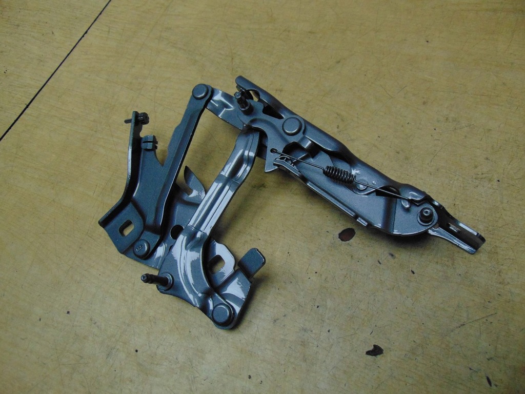 фото №7, Петля капот правый audi a4 b9 8w0823302e