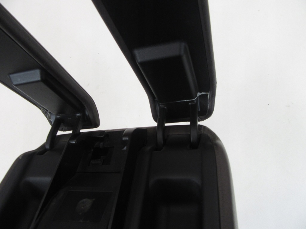 фото №9, Підлокітник шкіра bmw e38 europa