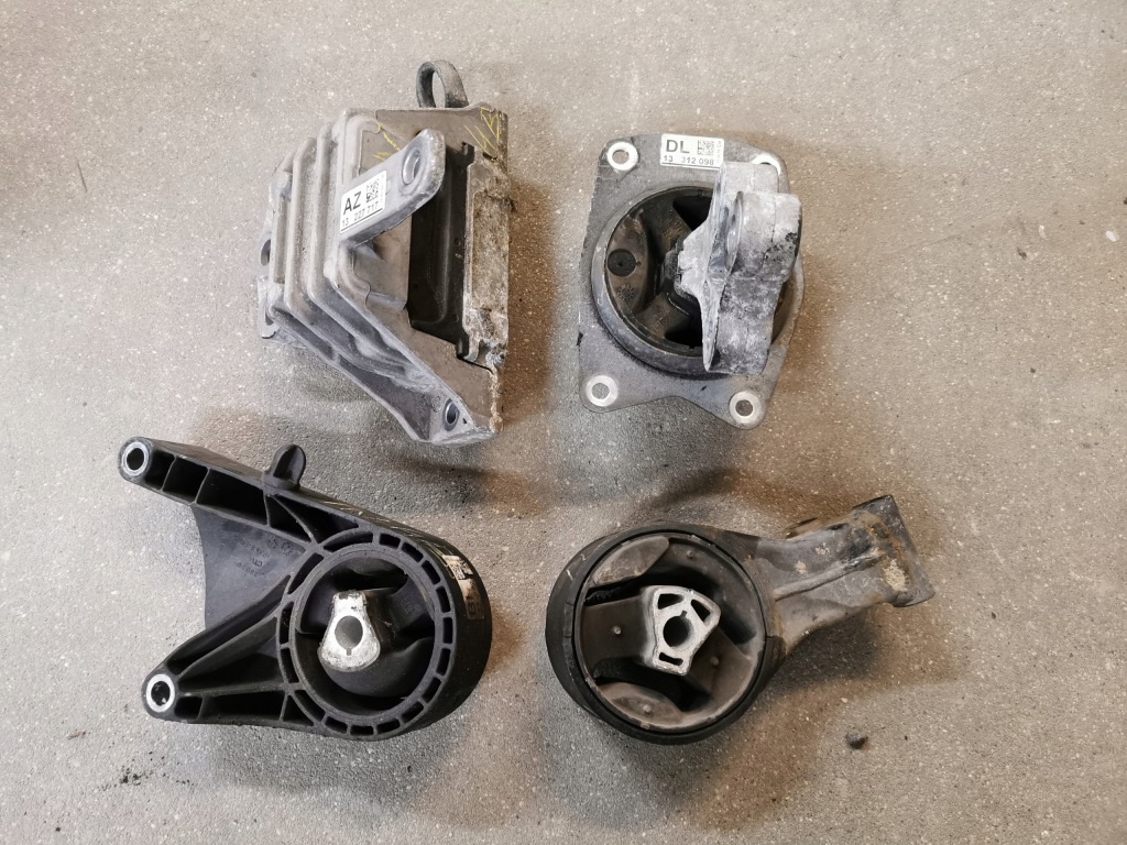 фото №1, Кронштейн подушка двигателя opel insignia a hb 2.0