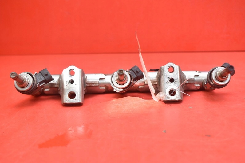 фото №7, Молдинг впрыскная форсунки 9a111085971 porsche 911 997 6 vi 3.8 turbo 500 km