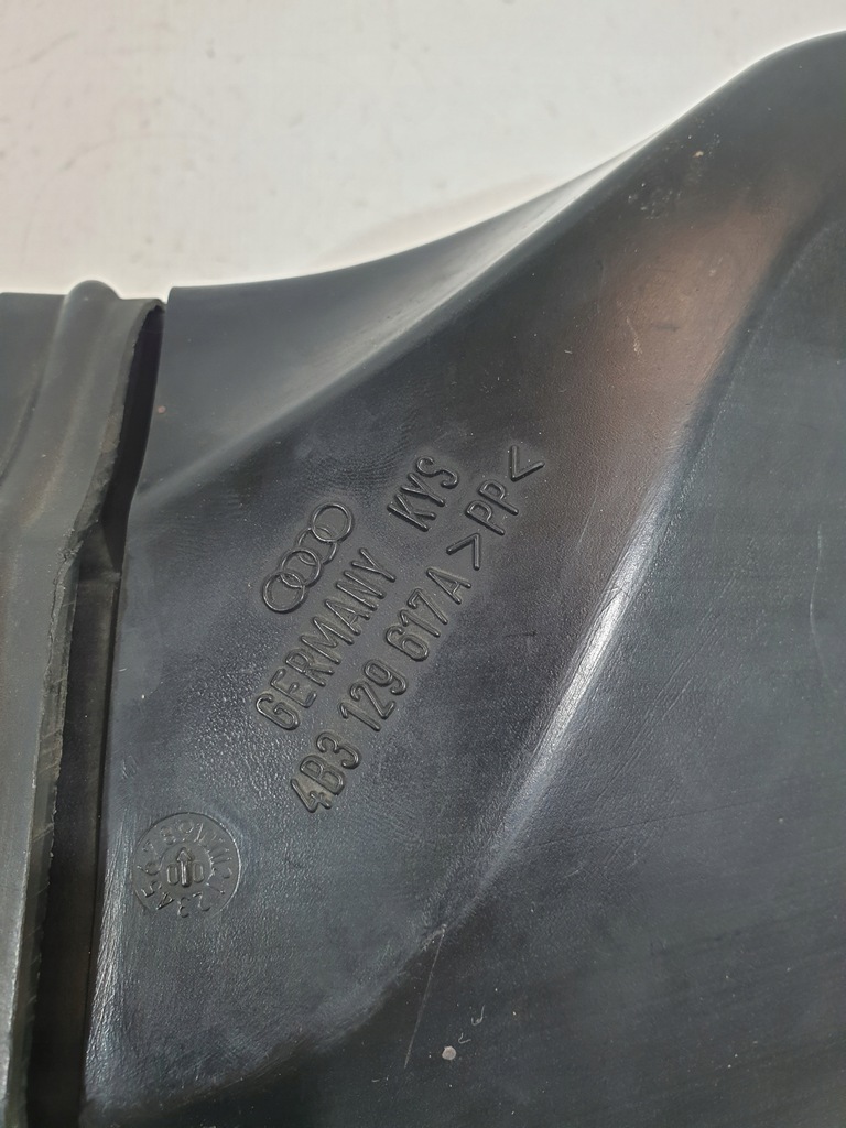 фото №7, Труба wąż повітря 4b3129617a audi a6 s6 c5 4.2b