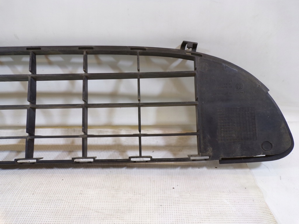 фото №8, Решітка радіатора решітка бампера передній peugeot 407 h