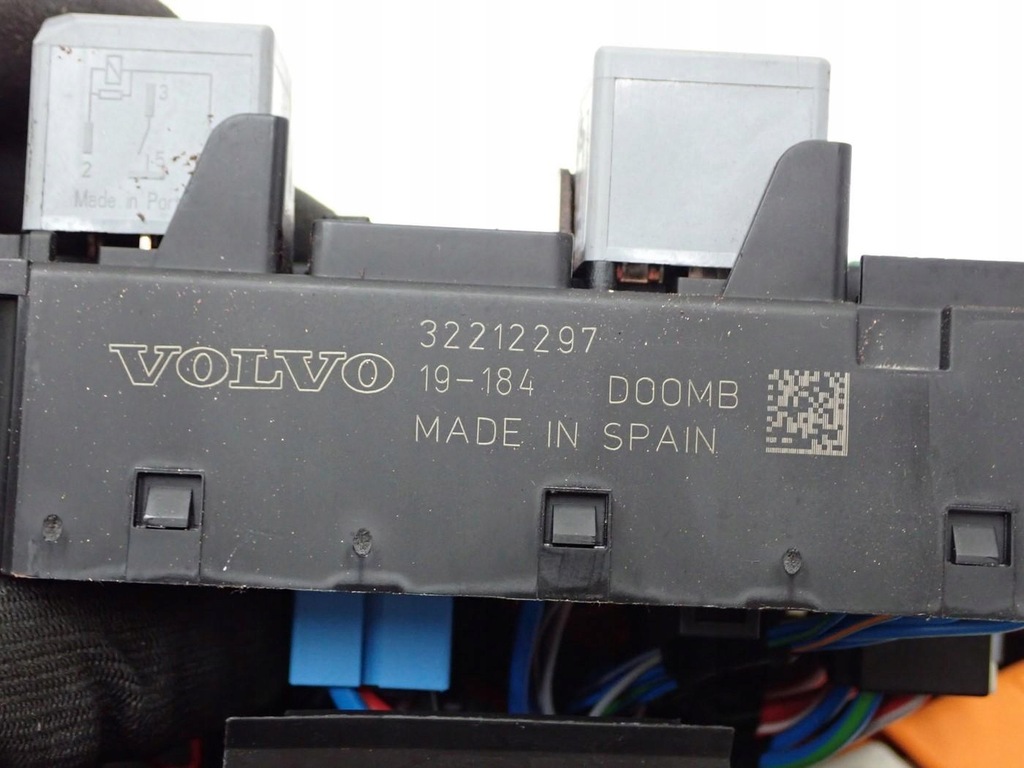 фото №15, Корпус коробка запобіжників 31409280 32212297 31398000 volvo v90 ii 19r