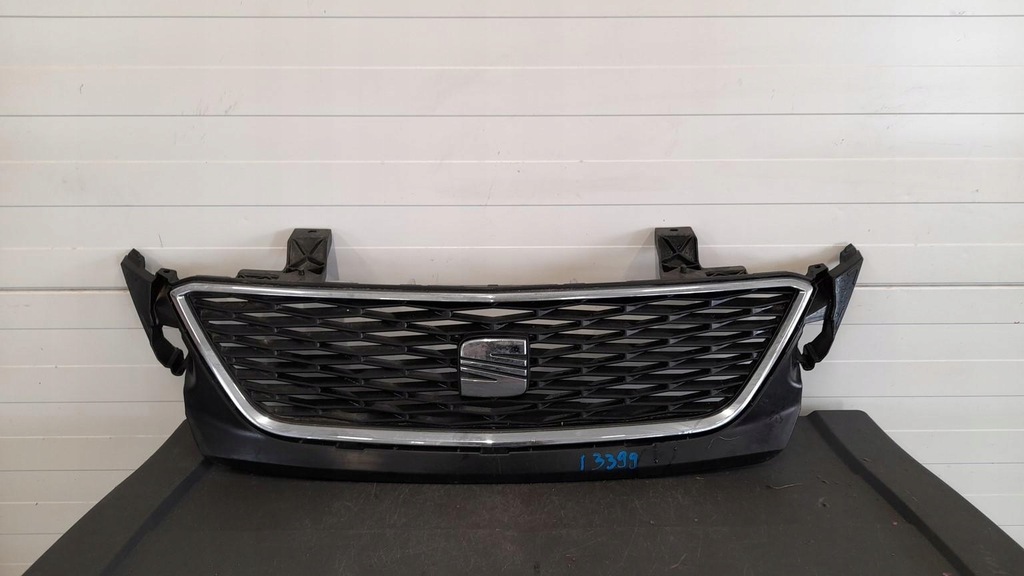 фото №1, Решётка радиатора решётка радиатора seat toledo 6ja iv 4