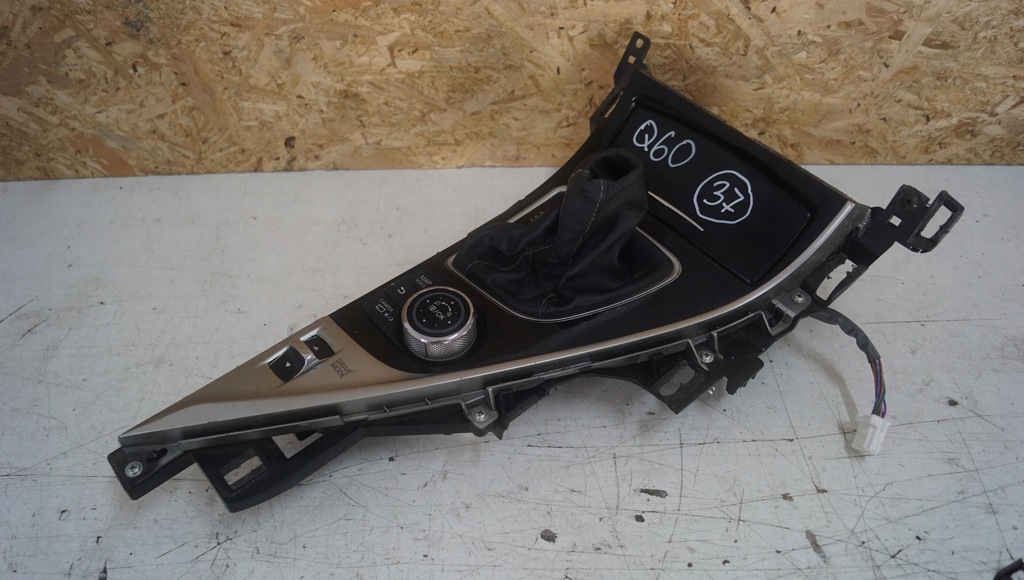 фото №9, Панель середній infiniti q60 688004ga0a