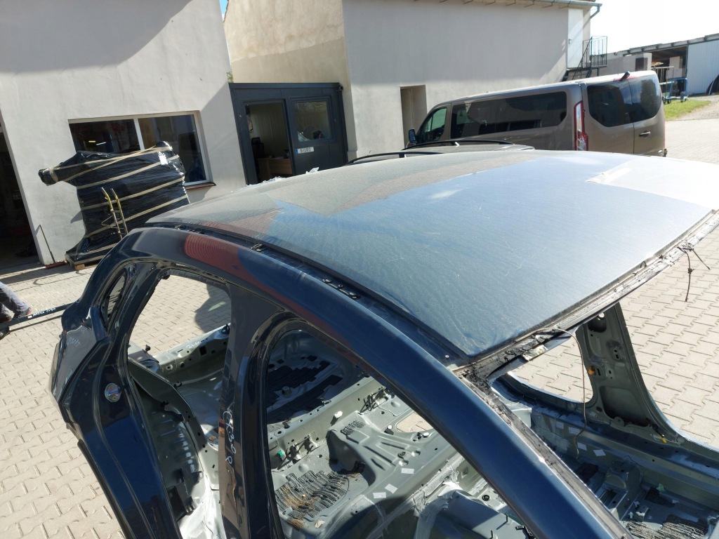 фото №1, Mazda cx30 крыша обшивка 47c