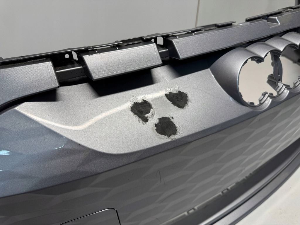 фото №6, Audi e-tron gt rs 21- бампер перед передний серебристый