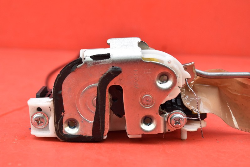 фото №5, Замок двері правий задня mitsubishi lancer viii 5d hb