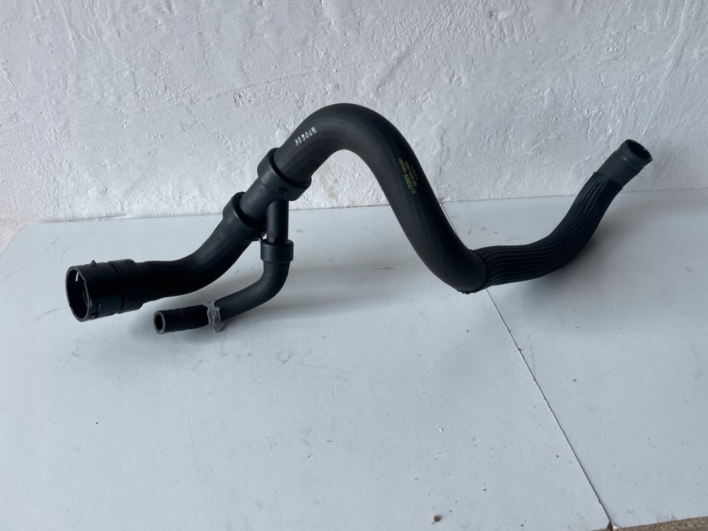 фото №1, Труба wąż шланг wody volvo s80 ii v70 iii 2.4d d5