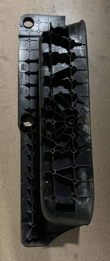 фото №3, Підніжка поріг правий перед renault trafic 8200523989