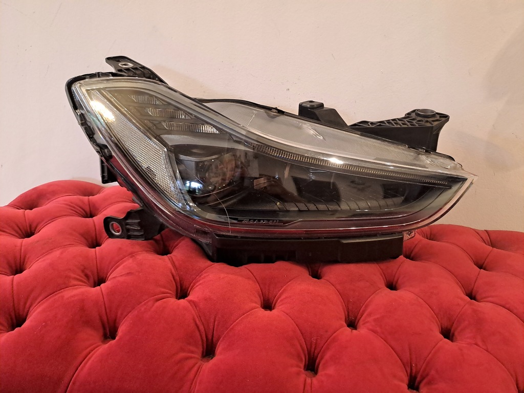 фото №1, Maserati ghibli m157 lift лампа правая перед