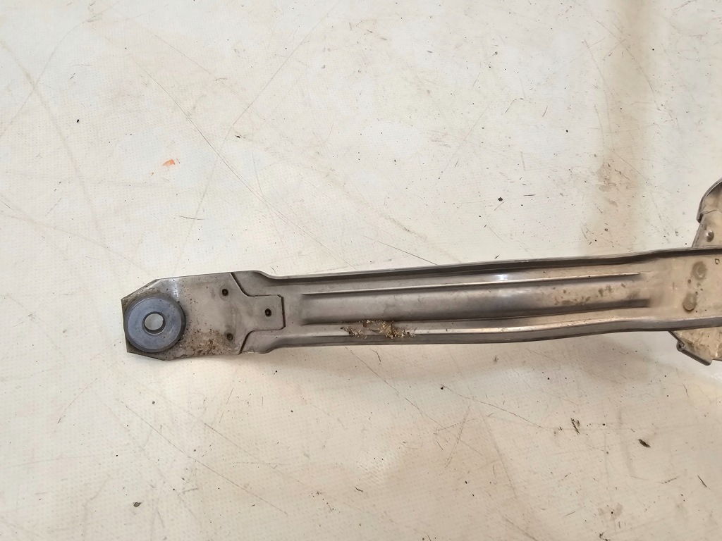 Bmw x5 g05 19- кронштейн бака бака топлива левая правое 7468278 америка Цена