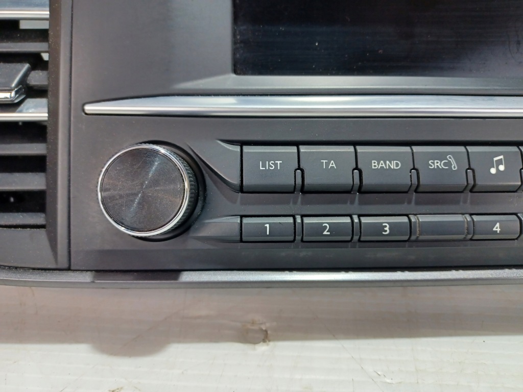 фото №5, Панель радио дисплей 9809259580 + решётки обдув peugeot 308 ii t9