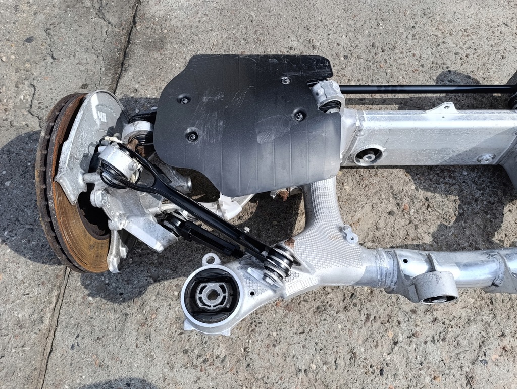 фото №4, Bmw g16 задний подрамник поворотный кулак рычаг задняя комплект l+p