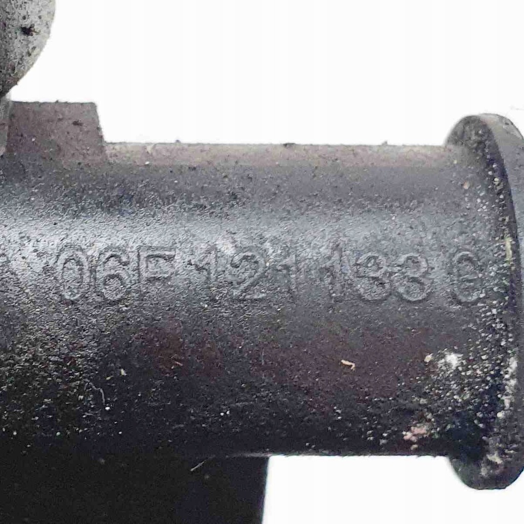 фото №8, Фланец системы охлаждение vw passat b6 3c2 06f121133g 13947049 2.0l