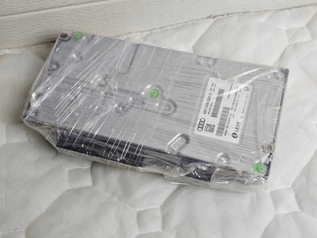 фото №1, Підсилювач радіо аудіо bang olufsen audi r8 420035223d