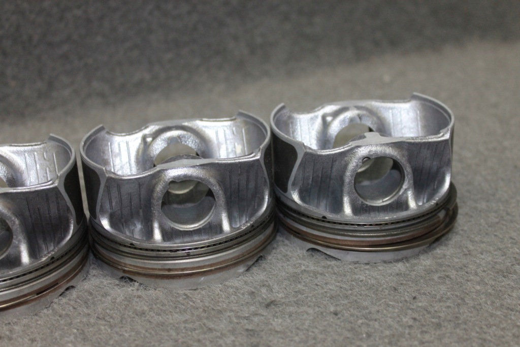 Bmw g30 g11 g14 g15 x5 g05 x6 g06 x7 g07 4.0i b58b30c поршень - 8681079 Цена