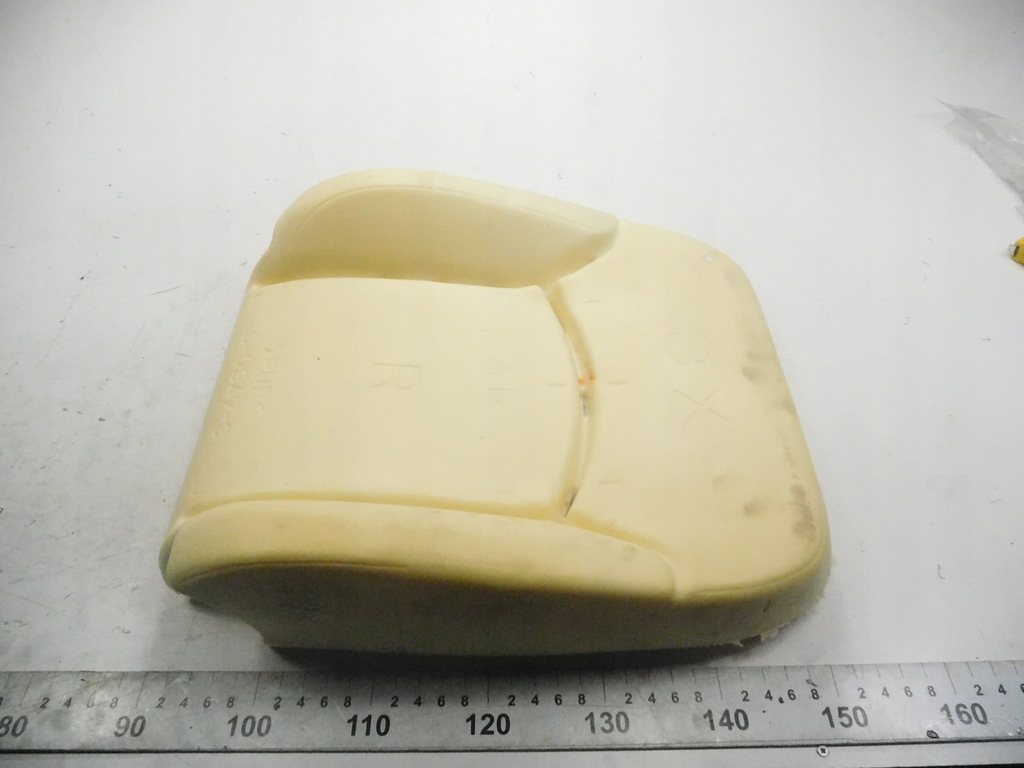 фото №6, Вкладка спинка сидіння передній mitsubishi asx оригінальний номер 6901b478