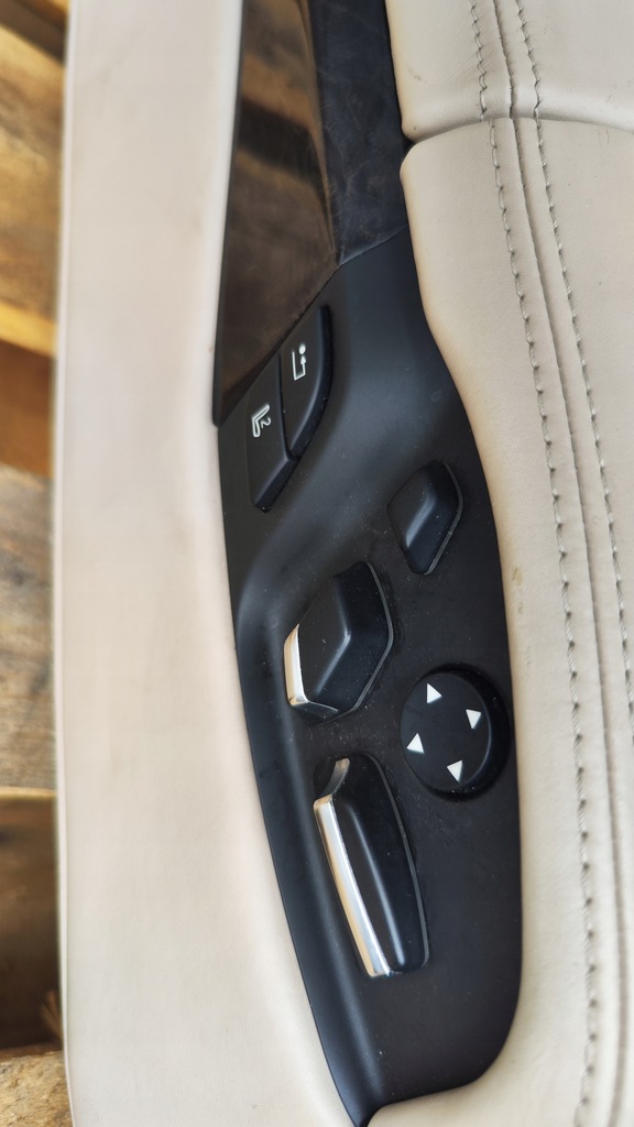 фото №9, Подлокотник бардачок сиденье задняя bmw f01