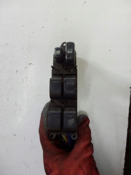 фото №1, Toyota previa ii 05 панель окон стекло