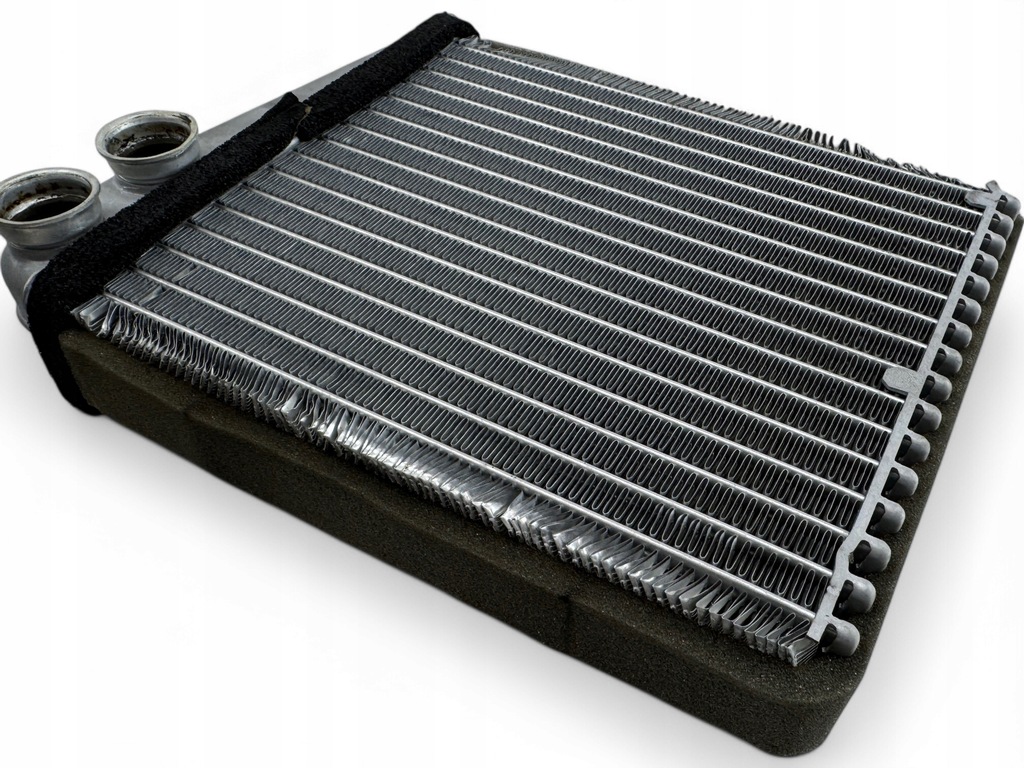 фото №6, Audi a3 s3 8p 2007 радиатор отопителя