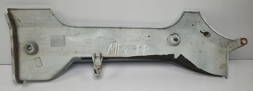 фото №4, Молдинг захист заглушка вітровик права mercedes actros mp4 a9608856974