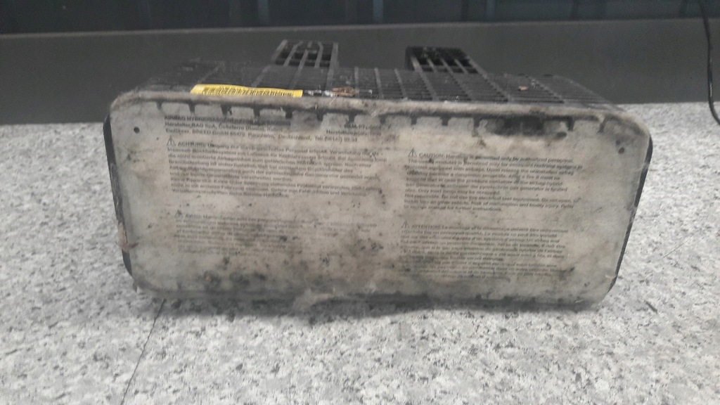 фото №1, 09130818 подушка пассажира vectra b