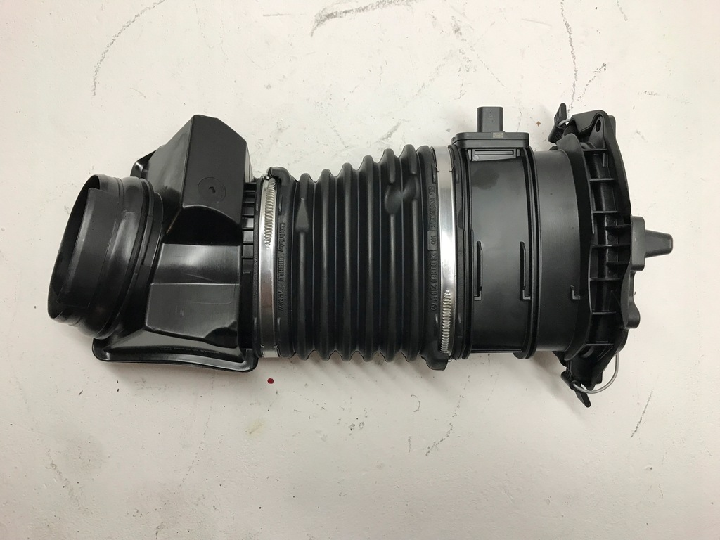 фото №1, Mercedes c w206 расходомер шланг труба вентиляция картера