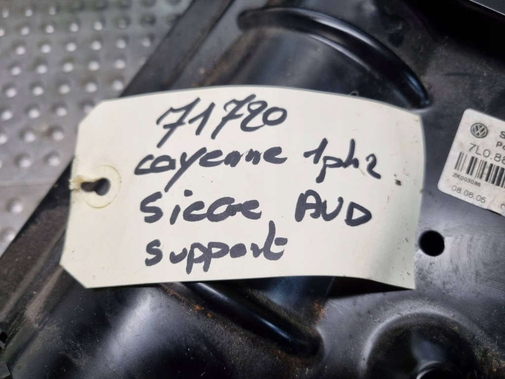 фото №5, Каркас бардачок сидіння правий перед 7l0881678g audi q7 4l touareg 7l