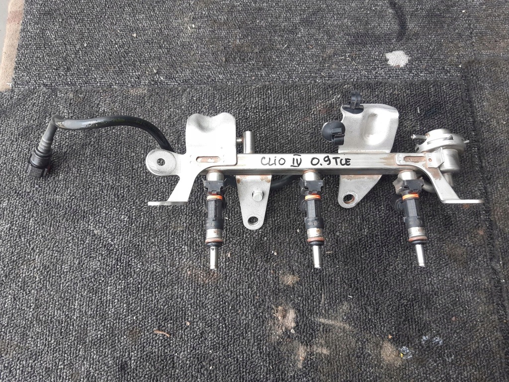 фото №4, Молдинг впрыскная 175201470r renault clio iv 0.9tce